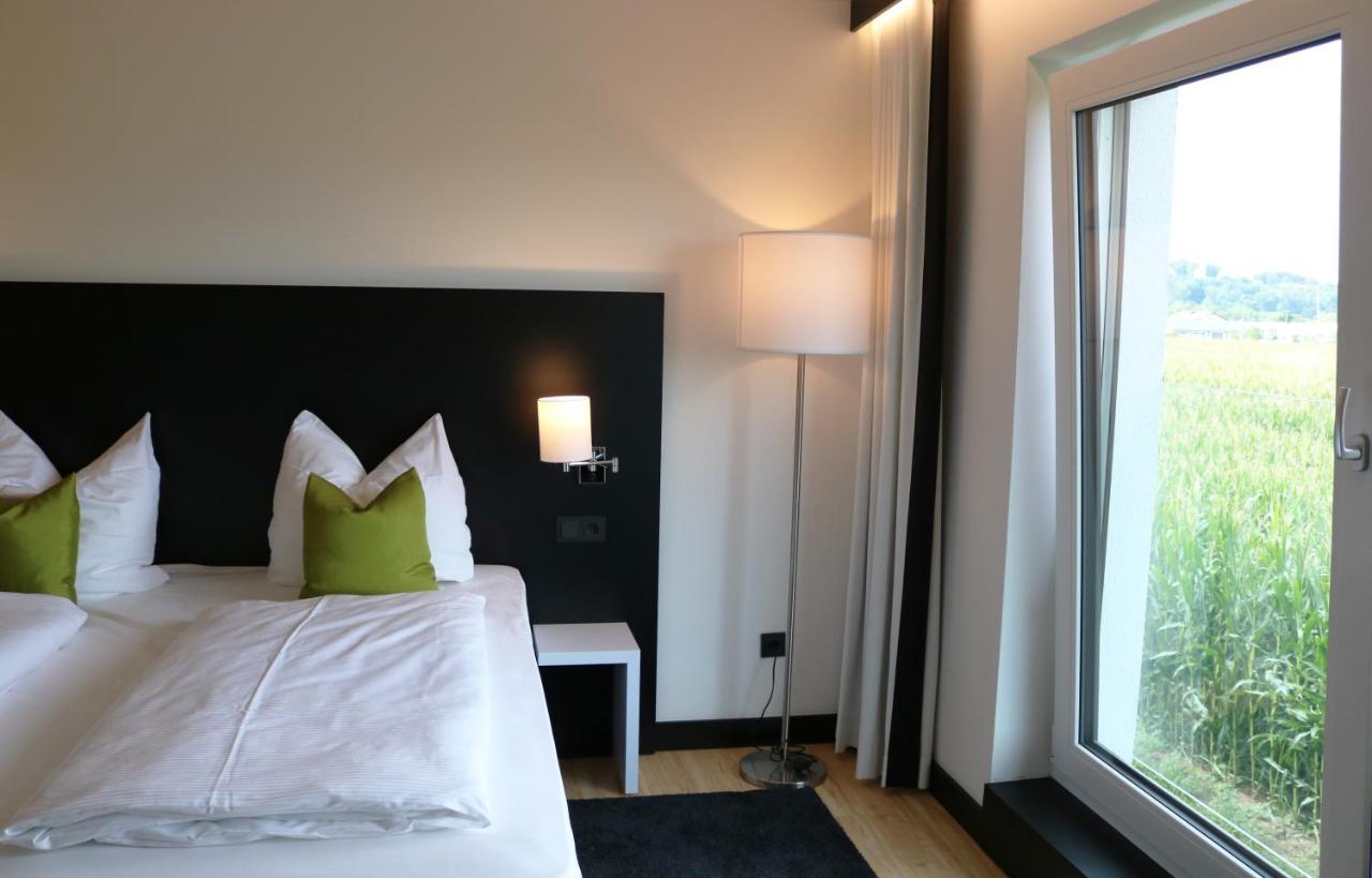 Kf Hotel By Wmm Hotels Kaufbeuren Exterior foto